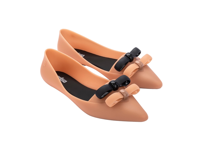 Melissa best sale pointed shoes